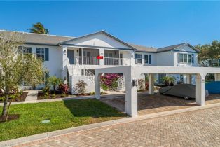 Low Rise (1-3), 832 Tanbark Dr # 204, Naples FL 34108