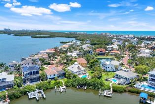 Single Family Residence, 203 San Mateo Dr, Bonita Springs FL 34134