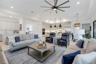 , 2472 Breakwater Way # 202, Naples FL 34112