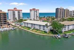 Low Rise (1-3), 10682 Gulf Shore Dr # C301, Naples FL 3410834108 