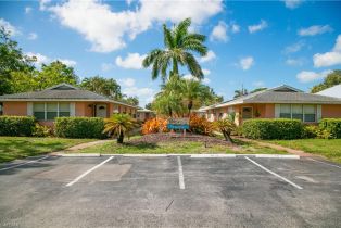 , 520 97th Ave N # B, Naples FL 34108