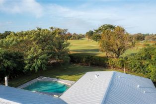 Single Family Residence, 409 Cypress Way E, Naples FL 34110