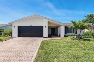 Single Family Residence, 1196 Westlake Blvd, Naples FL 3410334103 