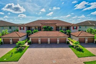 Low Rise (1-3), 9386 Pocida Ct # 202, Naples FL 34119