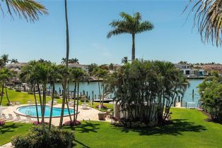 Mid Rise (4-7), 400 Park Shore Dr # 304, Naples FL 34103