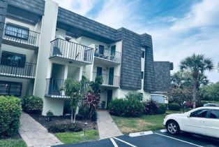 , 1617 Spoonbill Ln # 1617c, Naples FL 34105