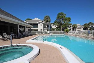 , 60 Emerald Woods Dr # B8, Naples FL 34108