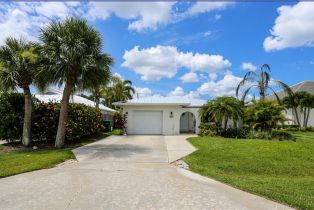 , 640 104th Ave N, Naples FL 34108