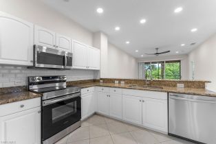 Low Rise (1-3), 10041 Heather Ln # 304, Naples FL 34119