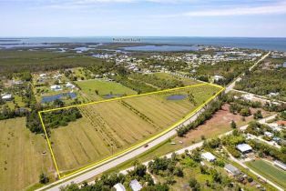 , 15901 Stringfellow Rd, Bokeelia FL 33922