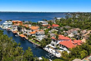 Single Family Residence, 15460 Catalpa Cove Ln, Fort Myers FL 3390833908 
