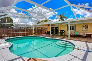 Single Family Residence, 625 97th Ave N, Naples FL 34108
