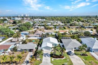 Single Family Residence, 79 3rd St, Bonita Springs FL 34134