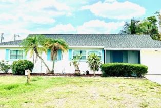 Single Family Residence, 6079 Park Island Park, FL 33908