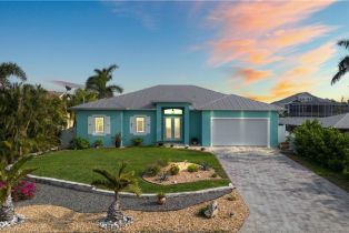 Single Family Residence, 3247 Manatee Manatee Bay Unrecorded Subdivision, FL 33956