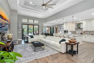 , 10061 FLorence Cir, Naples FL 34119