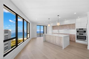 High Rise (8+), 4451 Gulf Shore Blvd N # 2002, Naples FL 34103