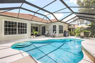 Single Family Residence, 16188 Parque Ln, Naples FL 34110