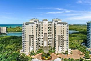 High Rise (8+), 295 Grande Way # 404, Naples FL 34110