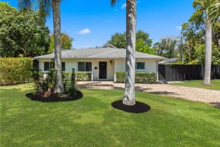 Single Family Residence, 905 13th Park Shore, FL 34102 