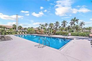 , 9022 Michael Cir # 205, Naples FL 34113