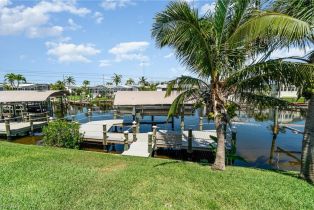 Manufactured Home, 17521 Primrose Bayside Estates, FL 33931