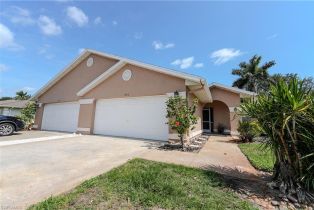 Villa Attached, 430 Saint Andrews Blvd # 6, Naples FL 34113