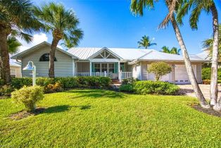 Single Family Residence, 12593 Coconut Creek Coconut Creek, FL 33908
