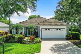 Single Family Residence, 7157 Falcons Glen Blvd, Naples FL 34113