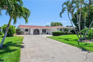 Single Family Residence, 3511 18th Caloosahatchee, FL 33904 