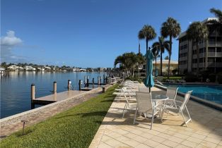 Mid Rise (4-7), 2880 Gulf Shore Blvd N # 404, Naples FL 3410334103