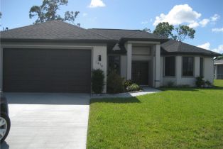 Single Family Residence, 1414 Sw 16th Ter, Cape Coral FL 33991