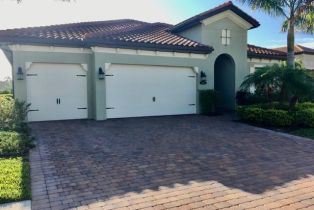 Single Family Residence, 1414 Mockingbird Dr, Naples FL 34120