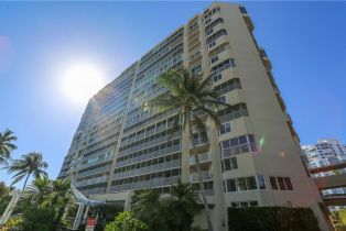 , 4041 Gulf Shore Blvd N # 305, Naples FL 34103