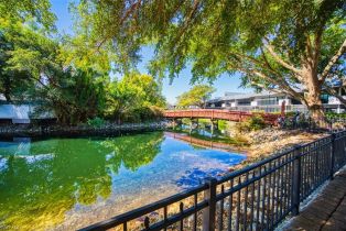 , 600 Neapolitan Way # 153, Naples FL 34103