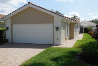 Villa Attached, 4238 Redonda Ln, Naples FL 34119