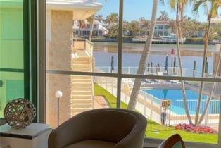 Low Rise (1-3), 2500 Gulf Shore Blvd N # N8, Naples FL 34103