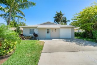 Single Family Residence, 740 106th Vanderbilt Beach, FL 34108 