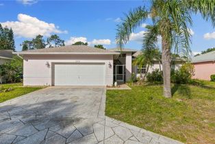 Single Family Residence, 25731 Old Gaslight Villages Of Bonita, FL 34135 