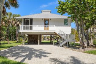 Single Family Residence, 773 Cardium Sanibel Island, FL 33957 
