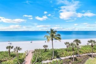 Mid Rise (4-7), 10475 Gulfshore Dr # 142, Naples FL 34108