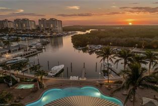 High Rise (8+), 13675 Vanderbilt Dr # 1105, Naples FL 3411034110 