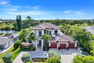 Single Family Residence, 875 Wedge Moorings, FL 34103 