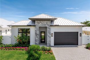 Single Family Residence, 530 107th Vanderbilt Beach, FL 34108 