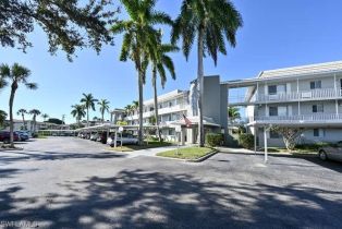 , 215 Cypress Way E # C2, Naples FL 34110