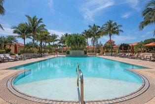 , 6597 Nicholas Blvd # 1101, Naples FL 34108