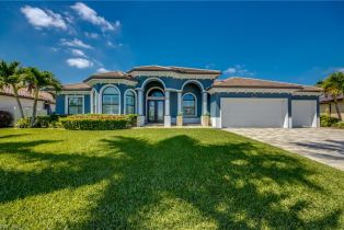 Single Family Residence, 11711 Royal Tee Pelican, FL 33991 