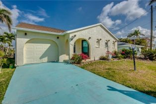 Single Family Residence, 2692 Clyde Matlacha, FL 33993 