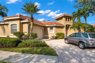 Single Family Residence, 5958 Paradise Cir # 40, Naples FL 34110