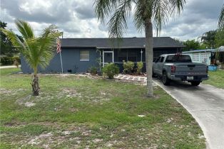 Single Family Residence, 13473 2nd Fort Myers Shores, FL 33905